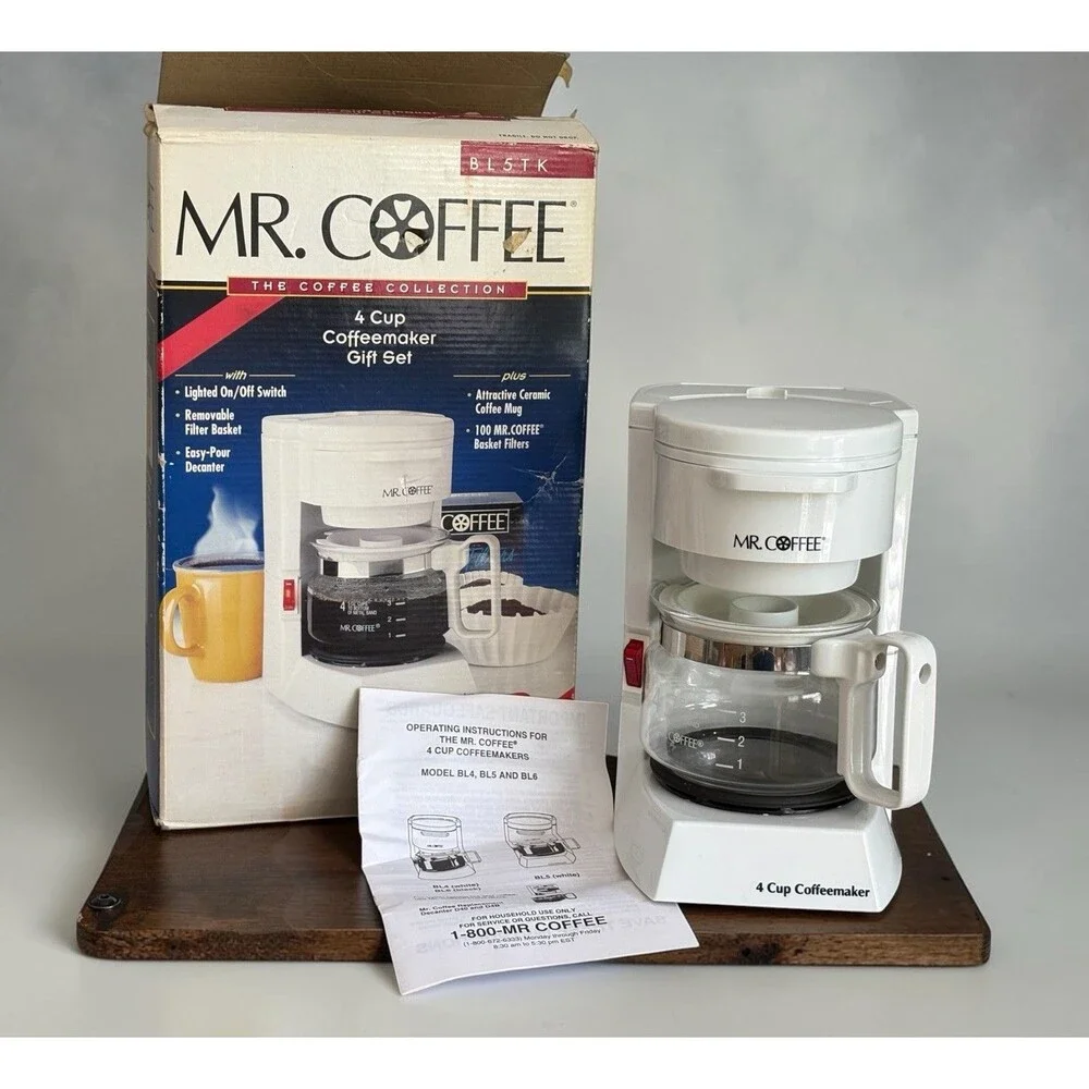 Vintage Mr. Coffee BL5 Switch Coffee Maker 4 Cup Carafe White 1999 Box & Manual